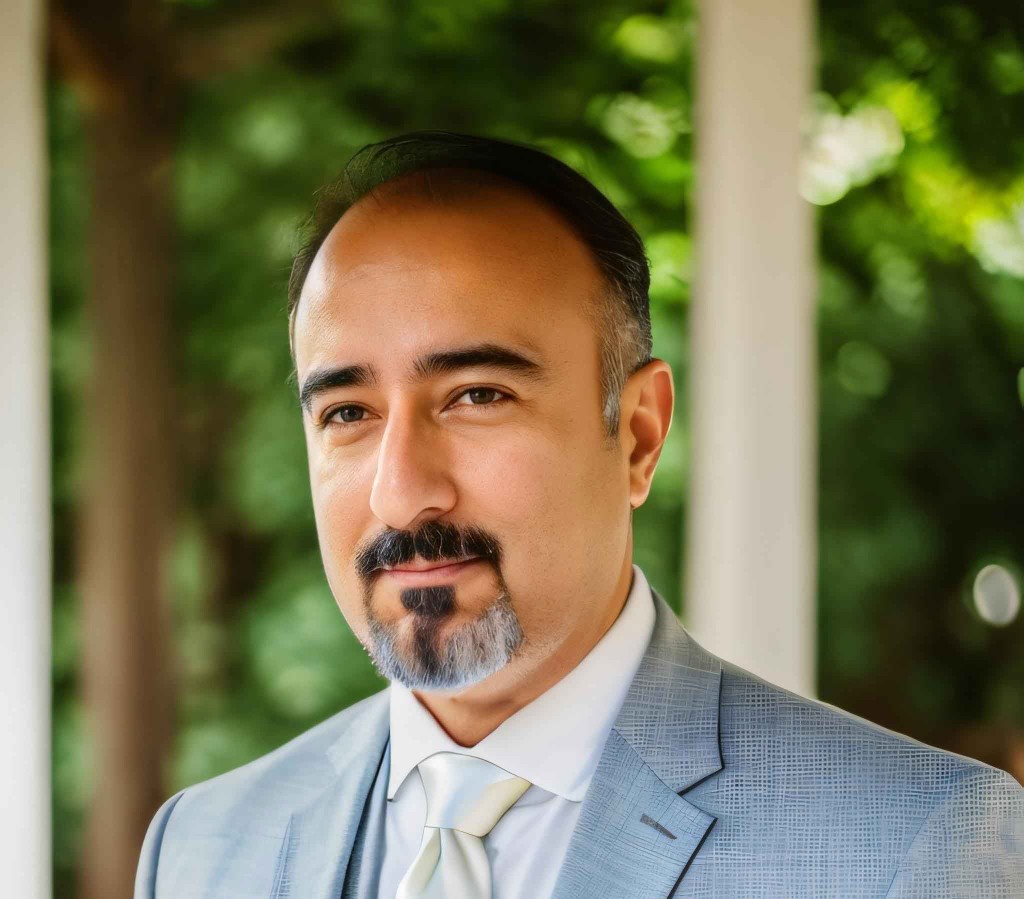 امین مهجور